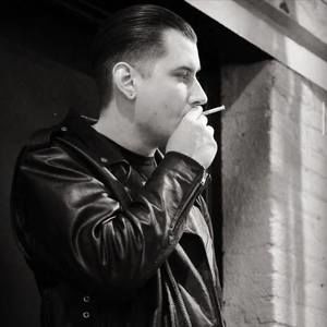 Meet your Posher, Christopher